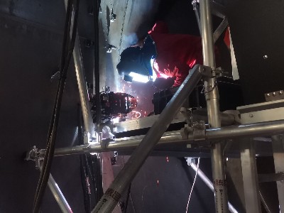 單焊炬管道自動焊機