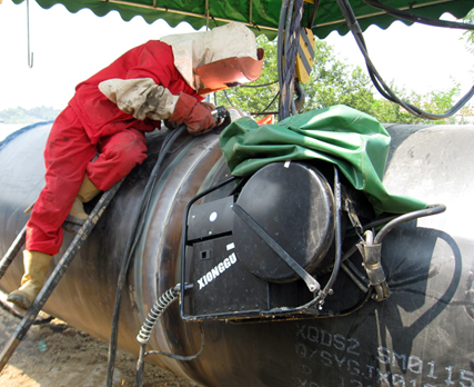 野外長輸管道自保護焊機
